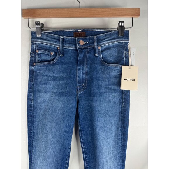NWT MOTHER The Cruiser Sneak Fray Jeans in Hike Hike Baby Size 25 Stretch - Picture 6 of 9